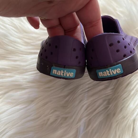 Native | Jefferson Child Shoes Size C5 - Picture 4 of 8